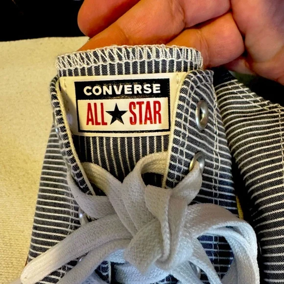 Converse Navy and White Pinstripe Sneakers size 10.5 - Picture 2 of 9